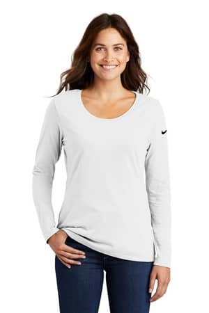 Nike NKBQ5235 Nike Ladies Core Cotton Long Sleeve Scoop Neck Tee